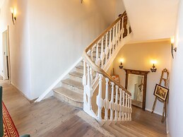 Unique Holiday Home in Cerfontaine With Garden