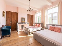 Unique Holiday Home in Cerfontaine With Garden