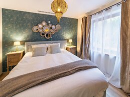Holiday Home in Membre With Garden