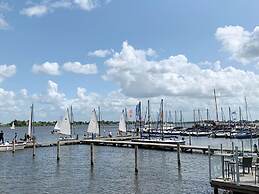 Restful Holiday Home in Grou