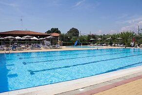 Belvilla by OYO Il Girasole Villette Trilocali