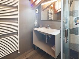 Belvilla by OYO Dossi