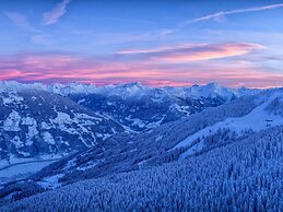 Holiday Home With Mountain View in Fugen