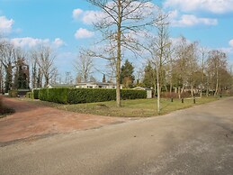 Lovely Chalet in Hoek With Terrace