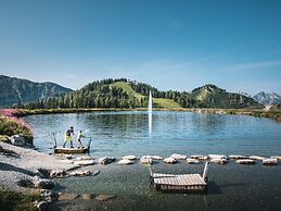 Sunny Apartment in Wagrain