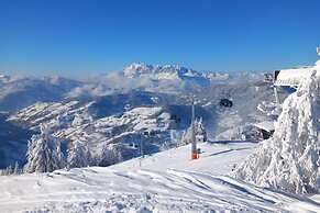 Sunny Apartment in Wagrain