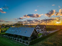 Seaside Cottage With Terrace and Lovely Garden