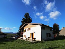 Cozy Villa in Bertigo Italy With Private Garden