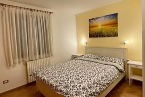 Belvilla by OYO Landman Apartment