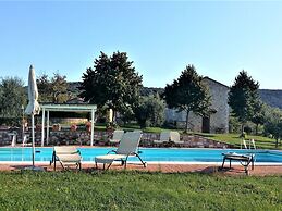 Apartment in Asciano With Pool