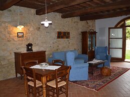 Apartment in Asciano With Pool