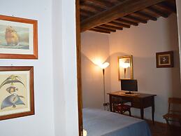 Apartment in Asciano With Pool