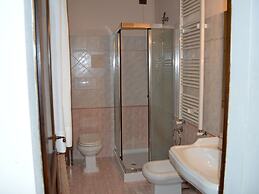 Apartment in Asciano With Pool