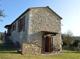 Apartment in Asciano With Pool