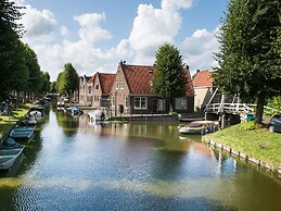 Cosy Chalet in the Heart of Monnickendam With Terrace