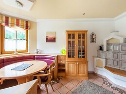 Cosy Apartment With Tiled Stove