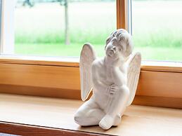 Cosy Apartment With Tiled Stove