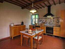 Belvilla by OYO Villa With Pool and Tennis Court