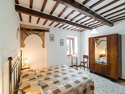 Holiday Home in Torchiaro With Garden