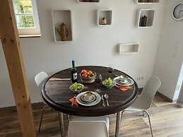 Romantic Holiday Home With Terrace