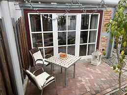 Romantic Holiday Home With Terrace