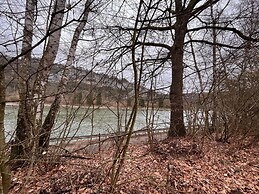 Charming Stay by the Meuse