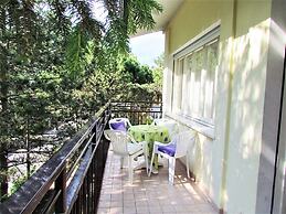 Beautiful Holiday Home With Shared Swimming Pool