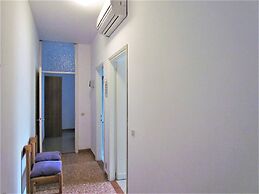 Beautiful Holiday Home With Shared Swimming Pool