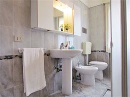 Beautiful Holiday Home With Shared Swimming Pool