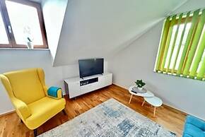 Apartment in a Charming Area