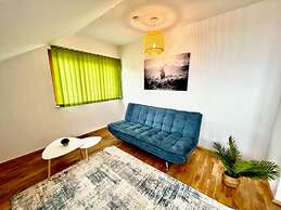 Apartment in a Charming Area