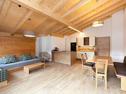 High-quality Apartment With ski Storage