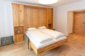 High-quality Apartment With ski Storage