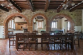 Villa in Umbria With Saltwater Pool