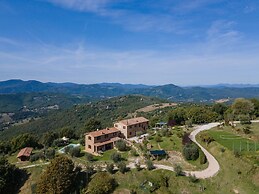 Villa in Umbria With Saltwater Pool