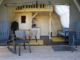 Romantic Tent Lodge in Dalerveen With Sauna