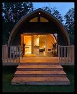 Romantic Tent Lodge in Dalerveen