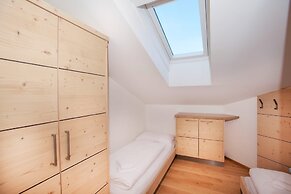 Spacious Apartment in Wald im Pinzgau With Sauna