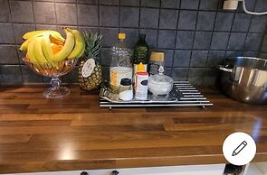 2 bed Room Quite and Central House in Orebro