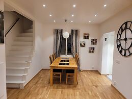 2 bed Room Quite and Central House in Orebro