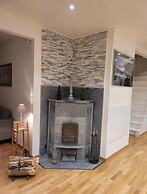 2 bed Room Quite and Central House in Orebro