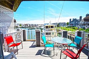 Harbour Island 21c 2 Bedroom Townhouse by RedAwning