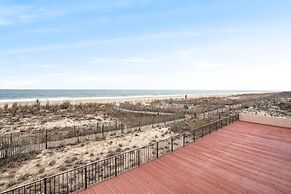 Marigot Beach 103 2 Bedroom Condo by RedAwning