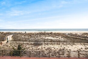 Marigot Beach 103 2 Bedroom Condo by RedAwning