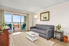 Marigot Beach 103 2 Bedroom Condo by RedAwning