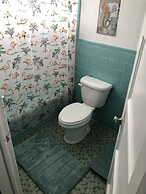 Beach Front On The Bay In Our Rustic, Pet Friendly Cottage 4 Bedroom C