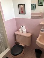 Beach Front On The Bay In Our Rustic, Pet Friendly Cottage 4 Bedroom C