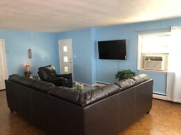 Beach Front On The Bay In Our Rustic, Pet Friendly Cottage 4 Bedroom C