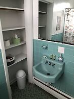 Beach Front On The Bay In Our Rustic, Pet Friendly Cottage 4 Bedroom C