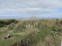 Beach Front On The Bay In Our Rustic, Pet Friendly Cottage 4 Bedroom C